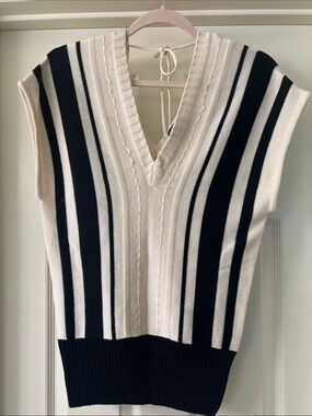 Bebe sweater vest